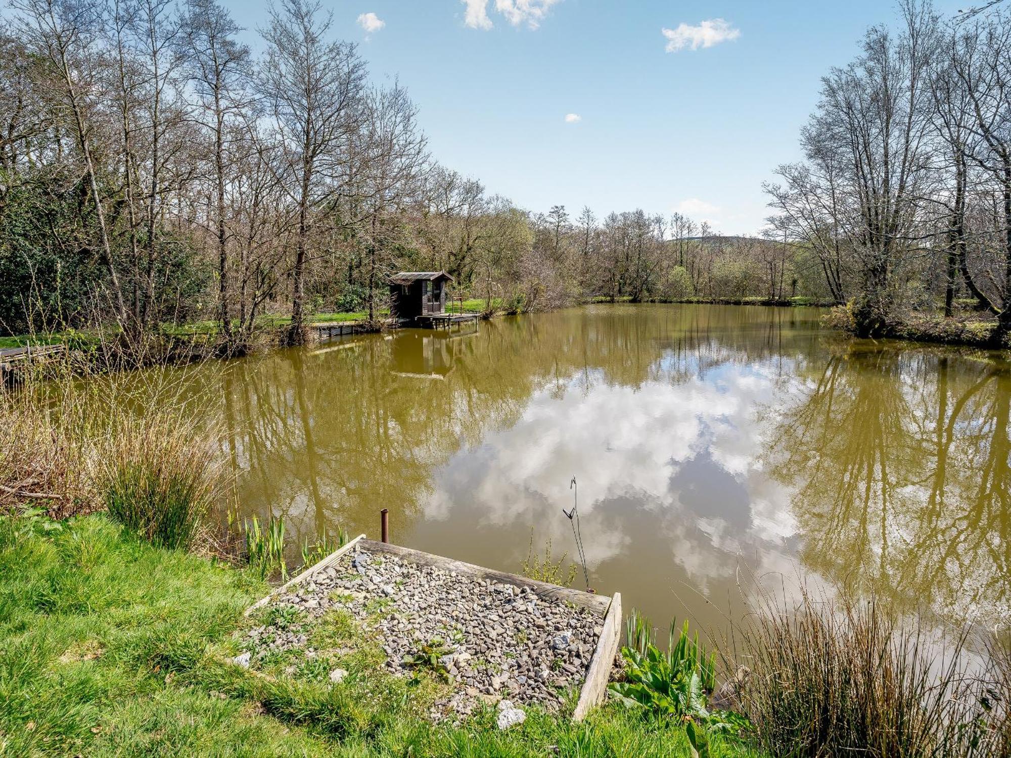 Tynrhos Lake View Cilcennin Exterior foto