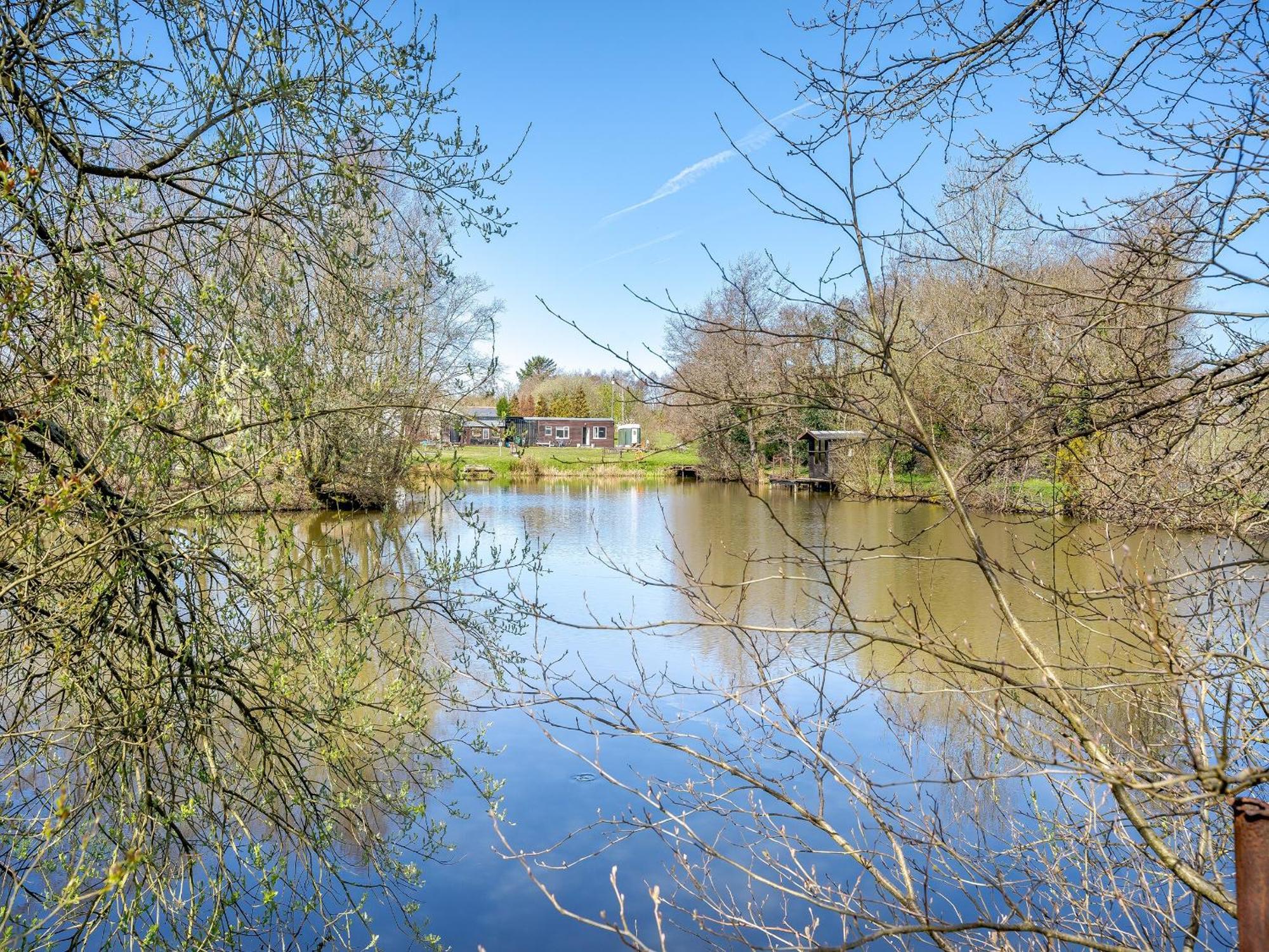 Tynrhos Lake View Cilcennin Exterior foto